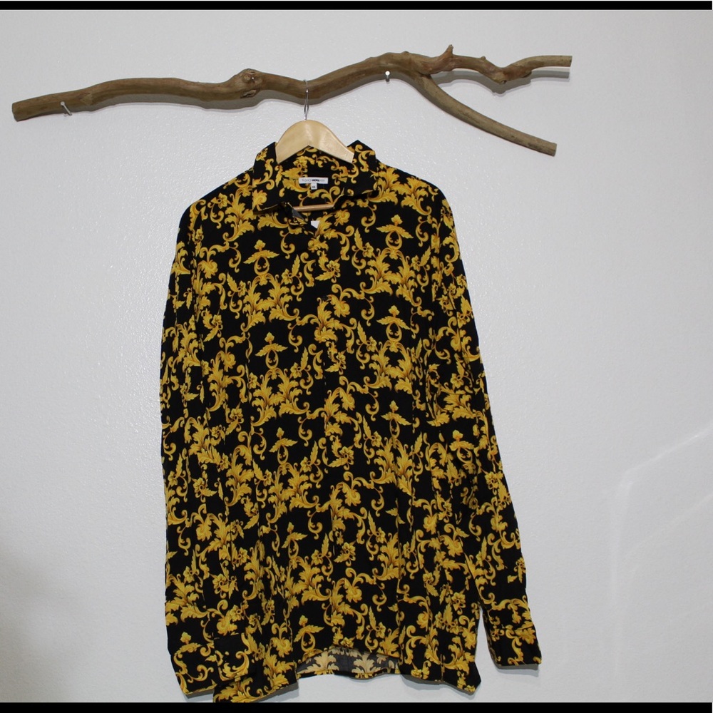 Fashionnova men’s button up shirt